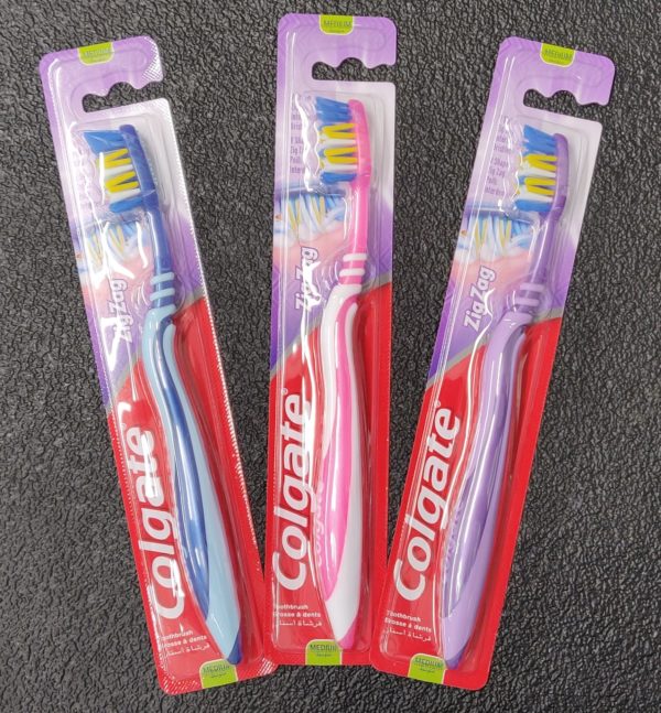 Colgate Zig Zag medium toothbrush