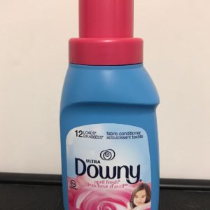 Downy Fabric Liquid April Fresh Detergent 10 Oz (306 ml)